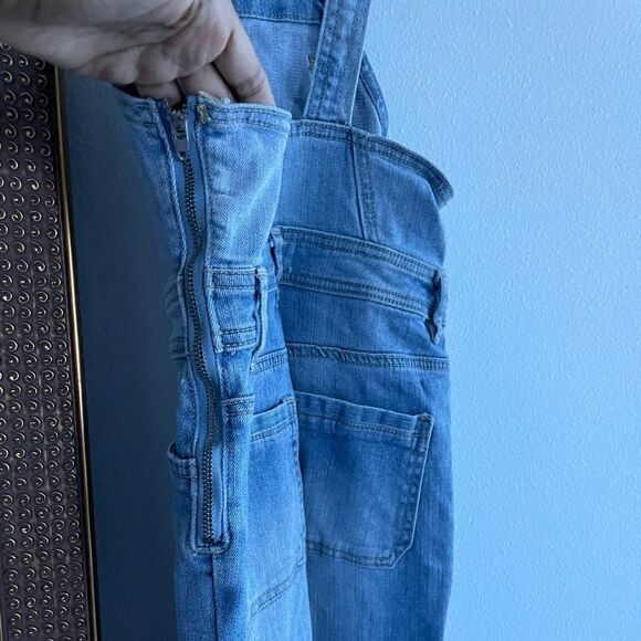 𝅺KENDALL and Kylie confused wash flare leg sold out denim overalls Sz 24 - Picture 9 of 11